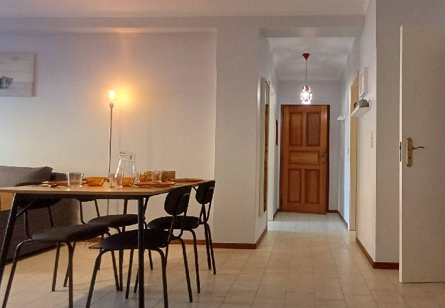 Apartamento em Vila Praia de Âncora - Casa da Praia - Beach of Sand and Sea at the Door 