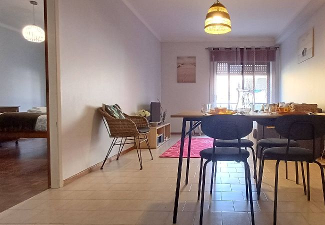 Apartamento em Vila Praia de Âncora - Casa da Praia - Beach of Sand and Sea at the Door 
