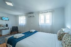 Quarto em Porto - Oporto Maria Pia Suite 3 