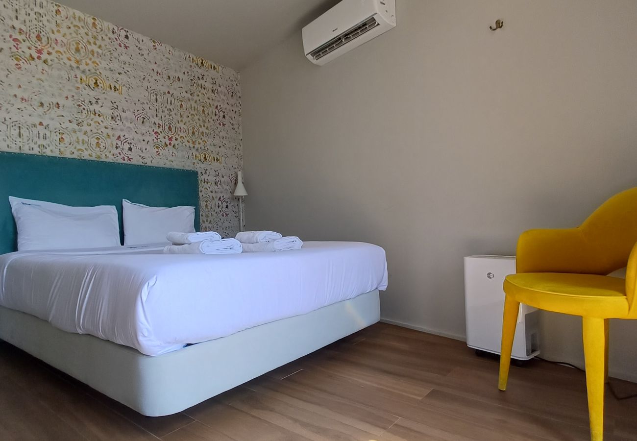 Apartamento em Valbom - RestOnDouro Oporto Studio 