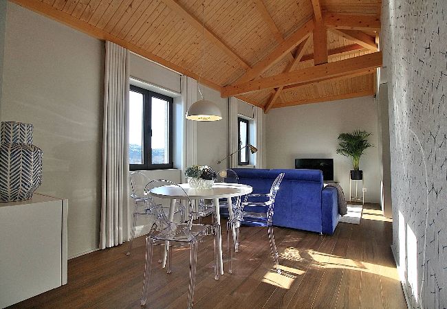 Apartamento em Valbom - RestOnDouro Oporto Family 