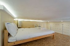 Apartamento em Porto - Close to Everything Your Oporto Yellow PRM 1F 