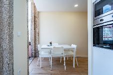 Estúdio em Porto - PRM 2T