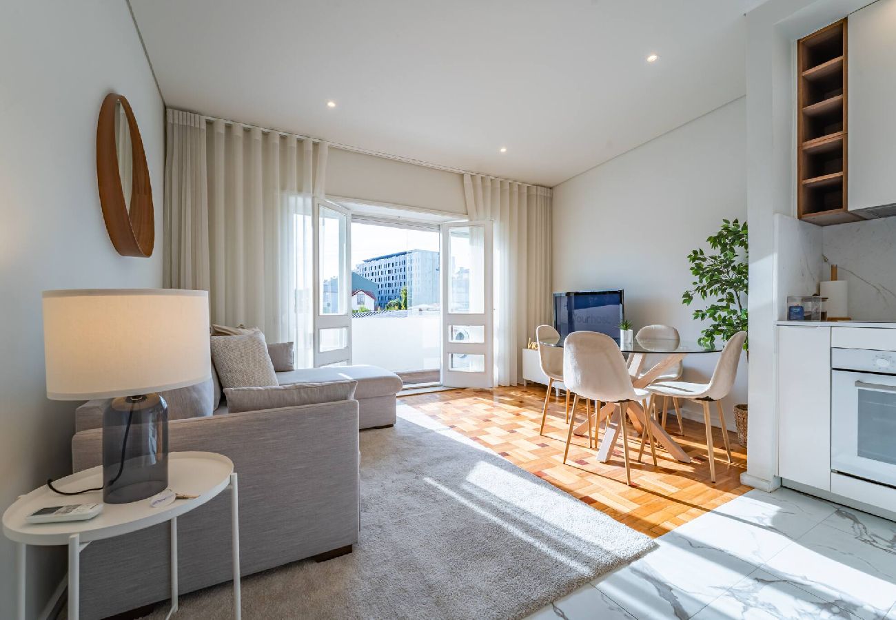 Apartamento em Vila Nova de Gaia - Brittos Avenue Apartment in Gaia 