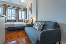 Apartamento em Porto - Open the Window and Feel the Historic Porto