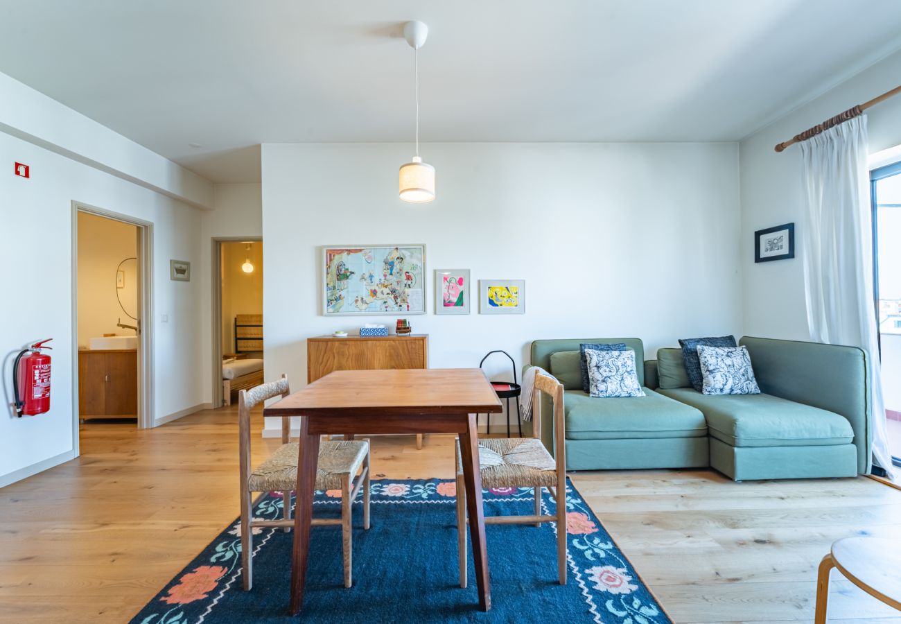 Apartamento em Porto - Charming retreat near Boavista with elevator 