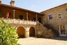 Casa em Fontoura - Quinta Santo António - Piscina e Jardins Quarto 2 