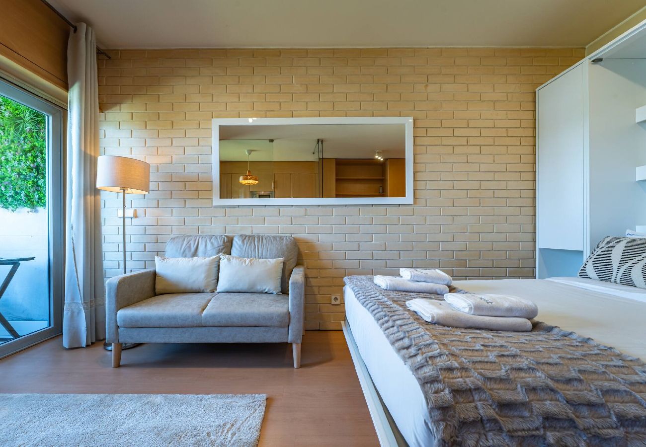 Apartamento em Vila Nova de Gaia - Arrábida Golden Studio - Free Parking 